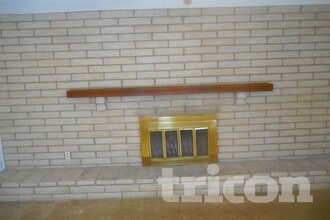 823 W Juanita Cir in Mesa, AZ - Foto de edificio - Building Photo