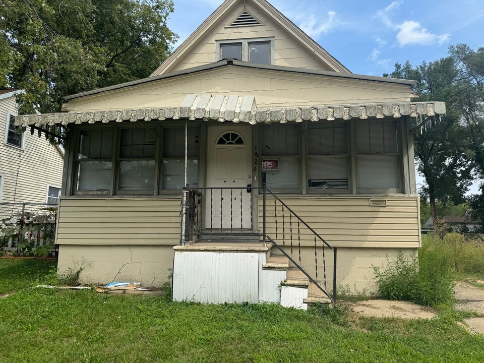 1826 S Arago St in Peoria, IL - Building Photo