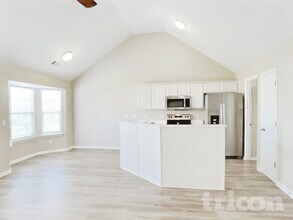 1889 Olive Cir in Nashville, TN - Building Photo - Building Photo