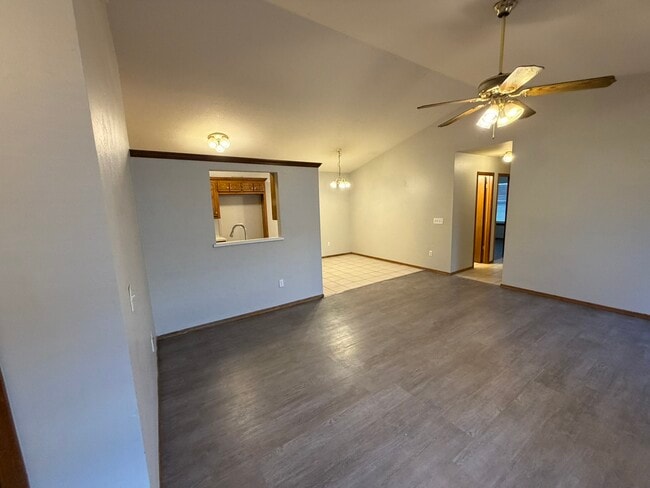 1313 Pennington Ave, Unit 1313 Pennington Ave