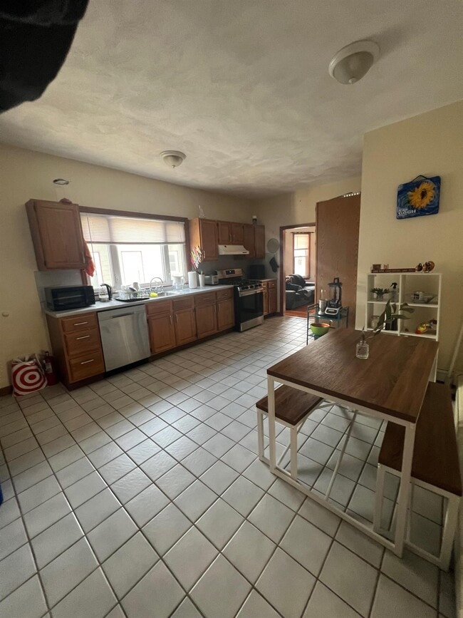 51 Elm St, Unit 2