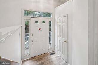15831 Glacier Ct in North Potomac, MD - Building Photo - Building Photo