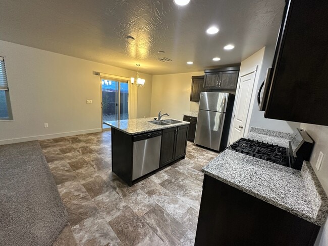 3114 S Relic Ridge Dr in Saint George, UT - Building Photo - Building Photo