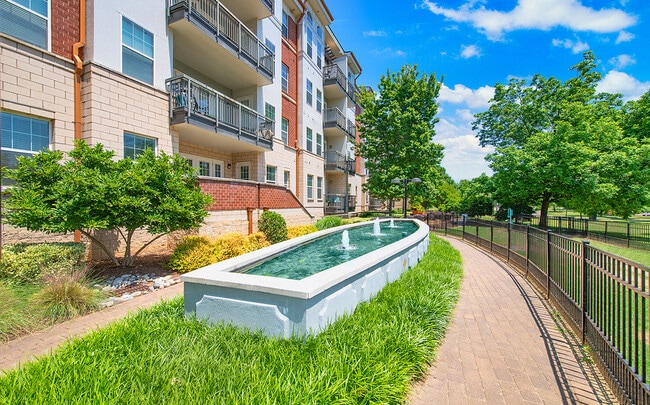MAA Enclave in Charlotte, NC - Foto de edificio - Building Photo