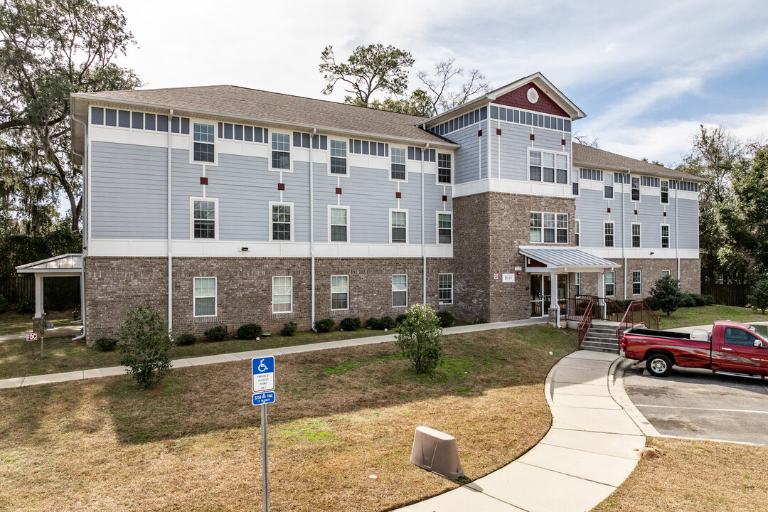 Westgate in Tallahassee, FL - Foto de edificio