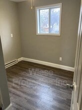 711 W Governor St in Springfield, IL - Building Photo - Building Photo