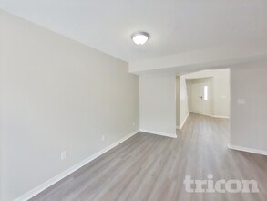 951 Atir Ln, Unit 04-A in Greenfield, IN - Foto de edificio - Building Photo