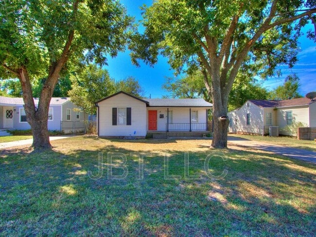 314 W Peach St in Midwest City, OK - Building Photo - Building Photo