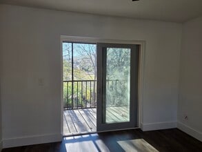 2166 Bees Ferry Rd, Unit E in Charleston, SC - Building Photo - Building Photo