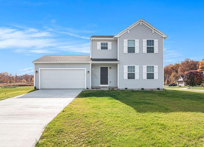 5429 Eagle Glen Dr SW in Wyoming, MI - Building Photo
