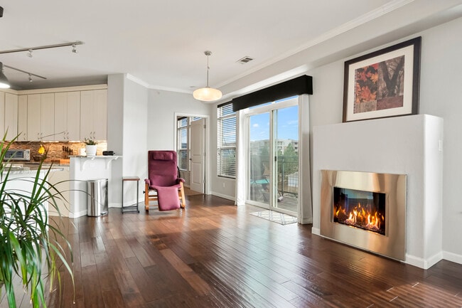 property at 10184 Park Meadows Dr