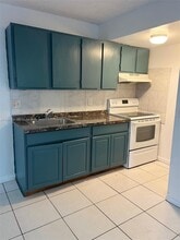 2034 NW 43 Terrace in Lauderhill, FL - Building Photo - Building Photo