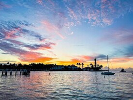 1401 N Riverside Dr in Pompano Beach, FL - Building Photo