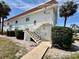 3460 32nd Ave N in St. Petersburg, FL - Building Photo
