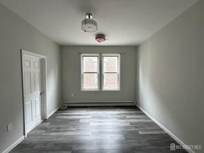 159 Lewis St in Perth Amboy, NJ - Building Photo - Building Photo
