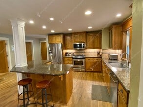 2503 NW Shields Dr in Bend, OR - Building Photo - Building Photo