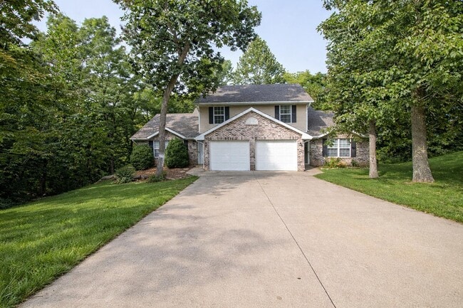 property at 5342 Godas Cir