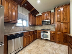 13334 W Mill Grove Dr in Gonzales, LA - Building Photo - Building Photo