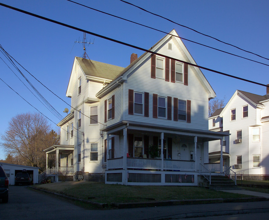 48 Hodges Ave in Taunton, MA - Building Photo