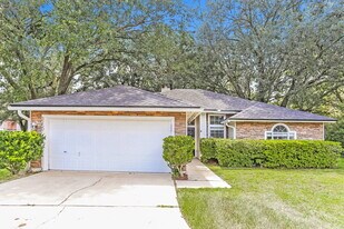 3250 Guernsey Ct in Jacksonville, FL - Building Photo