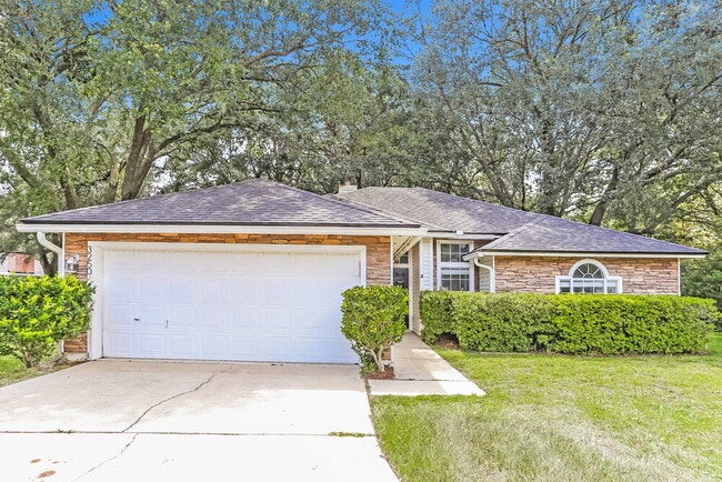 property at 3250 Guernsey Ct