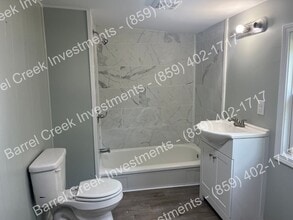 92 Hancock St in Junction City, KY - Building Photo - Building Photo
