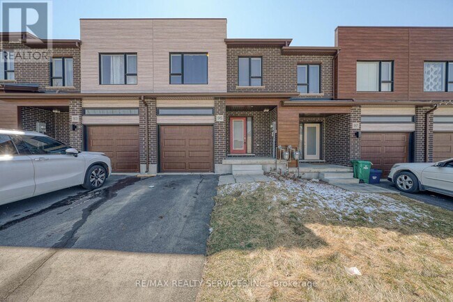 property at 95 Queensbrook Cres