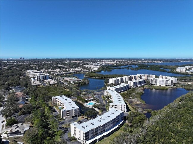 6251 Shoreline Dr in St. Petersburg, FL - Building Photo - Building Photo