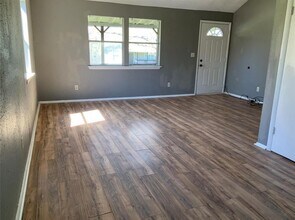 2820 Fisher Hill Rd in Baytown, TX - Building Photo - Building Photo