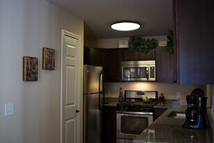 8241 Promenade Cir in Shelby Township, MI - Building Photo