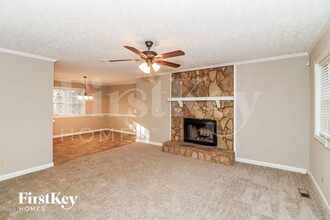 2739 Hawk Trace NE in Marietta, GA - Building Photo - Building Photo