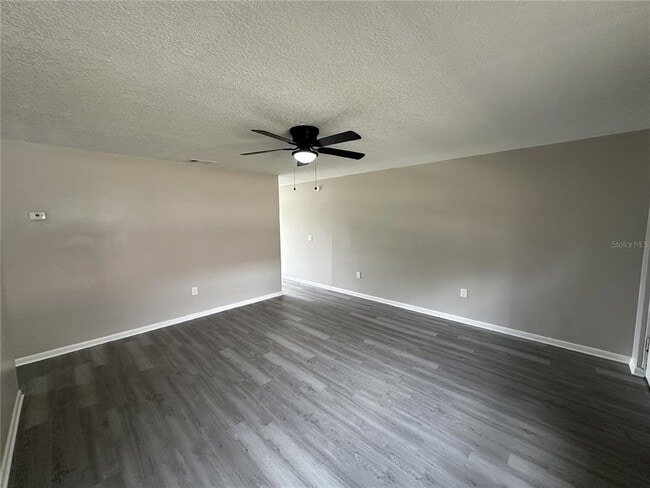 457 Beech Ave in Lakeland, FL - Foto de edificio - Building Photo