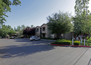 Normandy Park in Citrus Heights, CA - Building Photo - Building Photo