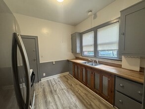 9 McPherson Ter in Albany, NY - Building Photo - Building Photo