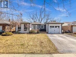 42 Westgate Park Dr in St Catharines, ON - Building Photo - Building Photo