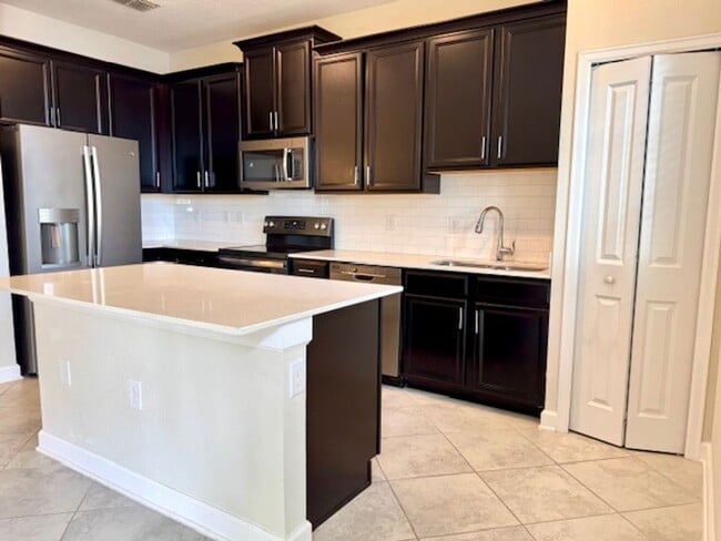 1222 Royal St. George Blvd in Davenport, FL - Building Photo - Building Photo