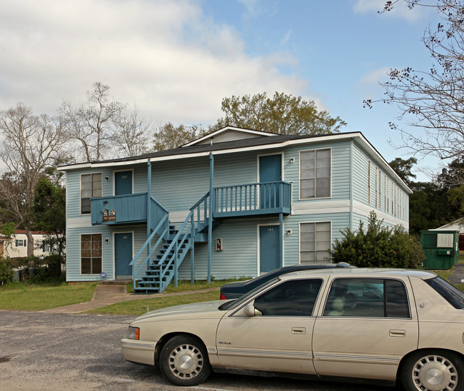 Barrett Apartments in Mobile, AL - Building Photo - Building Photo