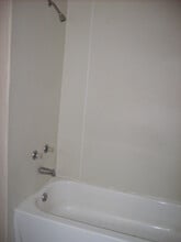309 N Walnut St in Cleburne, TX - Building Photo - Building Photo