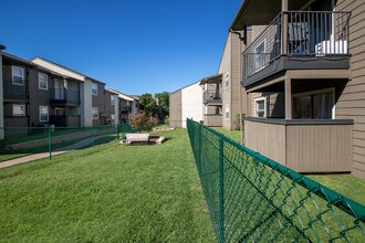 Stonegate in Abilene, TX - Foto de edificio - Building Photo
