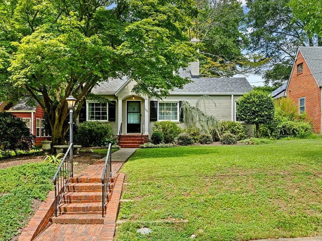property at 1004 W 42nd St