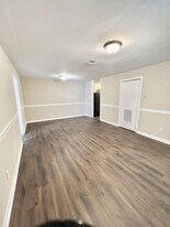 601 Skyview Dr in Montevallo, AL - Building Photo