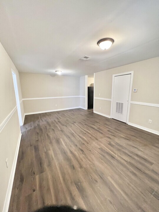 601 Skyview Dr in Montevallo, AL - Building Photo