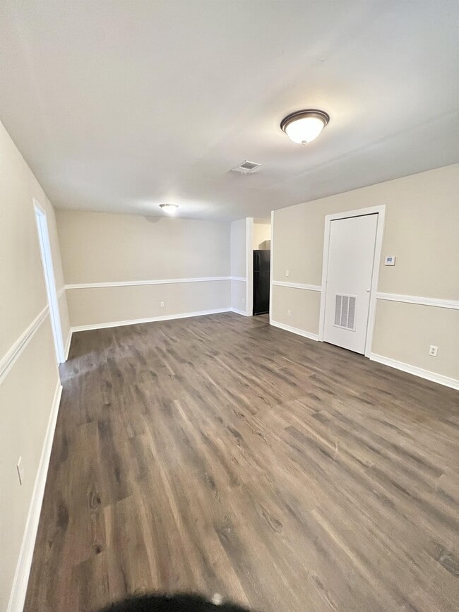 property at 601 Skyview Dr
