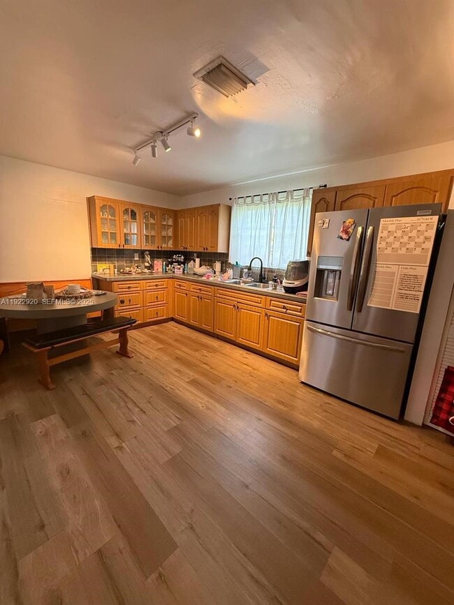 property at 5312 SW 89th Ct