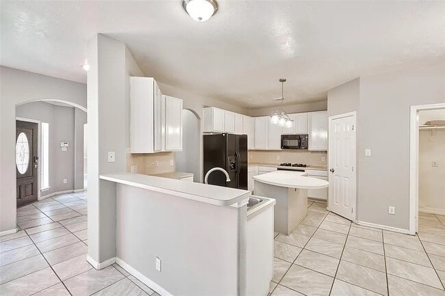 property at 13714 Hillingdale Ln