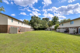 1121 Alice Dr in Sumter, SC - Building Photo - Building Photo