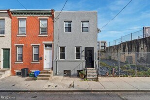 1039 S Cleveland St in Philadelphia, PA - Building Photo