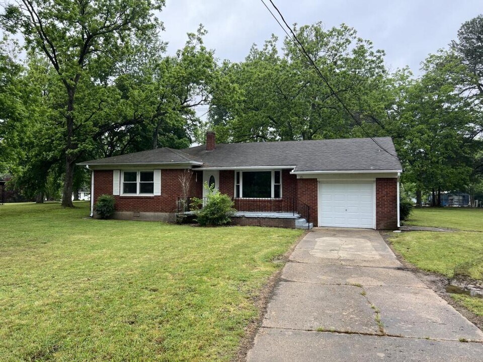 21 Covington St in Stanton, TN - Building Photo