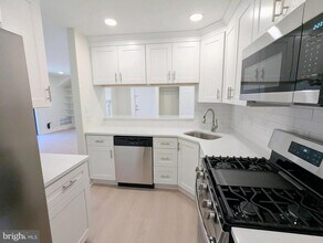 1616 Morris Ct in North Wales, PA - Building Photo - Building Photo