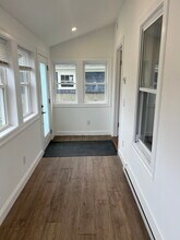 18 Marion St, Unit 1 in Hudson, MA - Building Photo - Building Photo